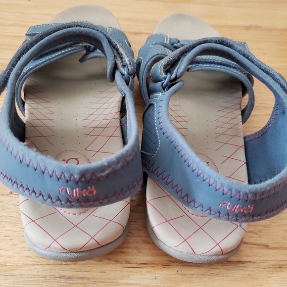 sold! Ryka Outdoor Hiking Sandals Waterproof 10 - Picture 4 of 6